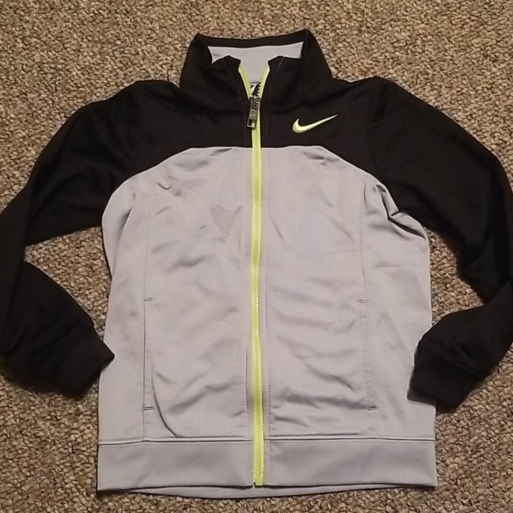 Boys Nike